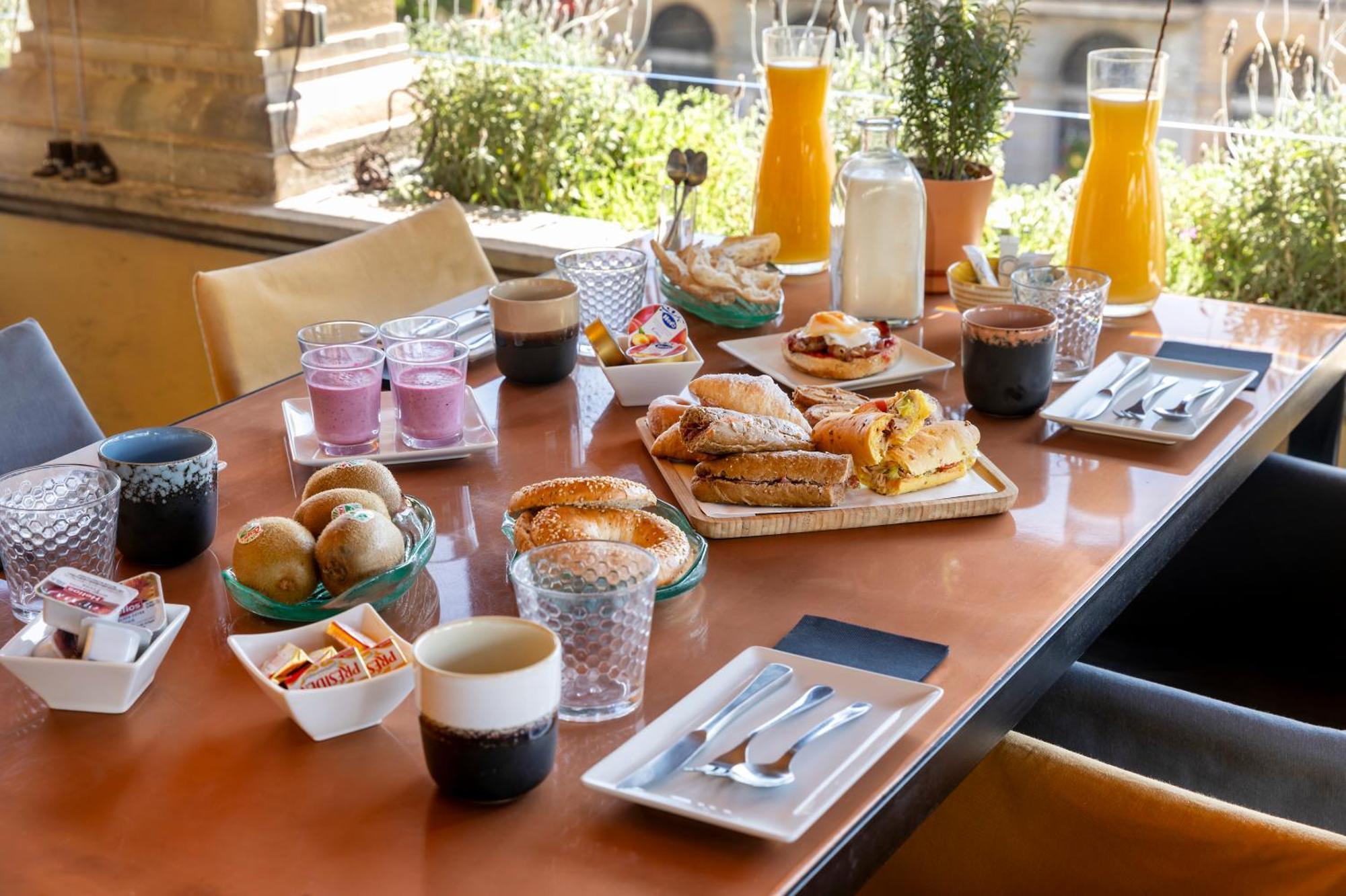 Cal Roure Boutique Hotel Игуалада Екстериор снимка